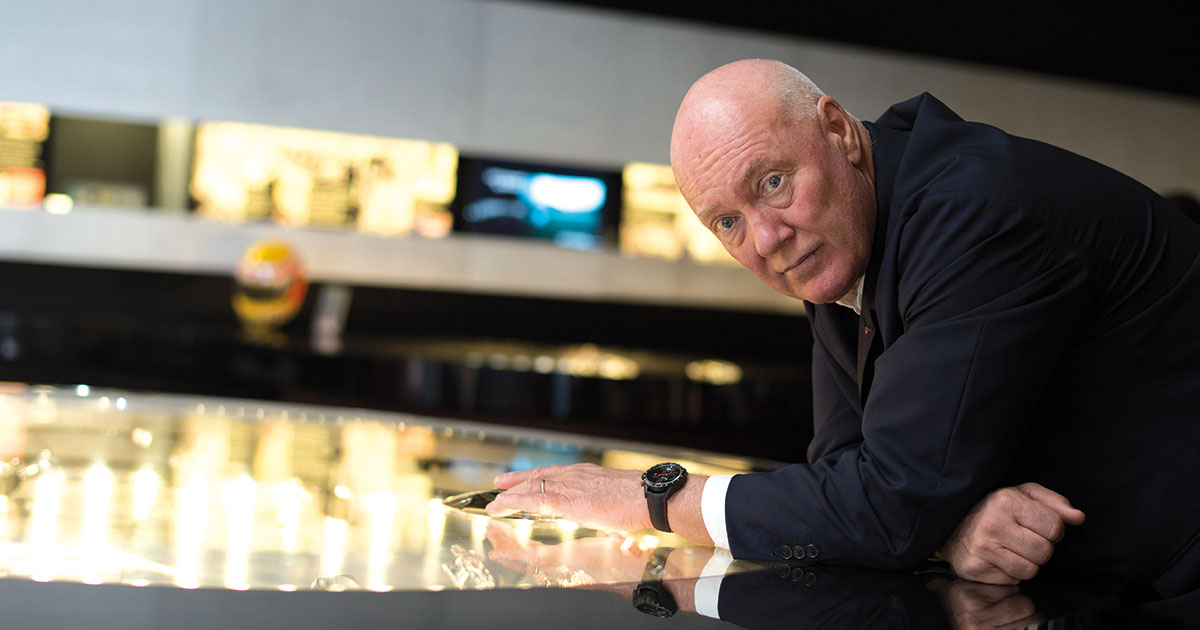 LVMH-Uhrenchef Jean-Claude Biver ermahnt Vertriebsfirmen, den Graumarkt nicht mit Zeitmessern von Hublot, Zenith und TAG Heuer zu beliefern. Wer es dennoch tut, riskiert einen Lieferstopp der Marken.