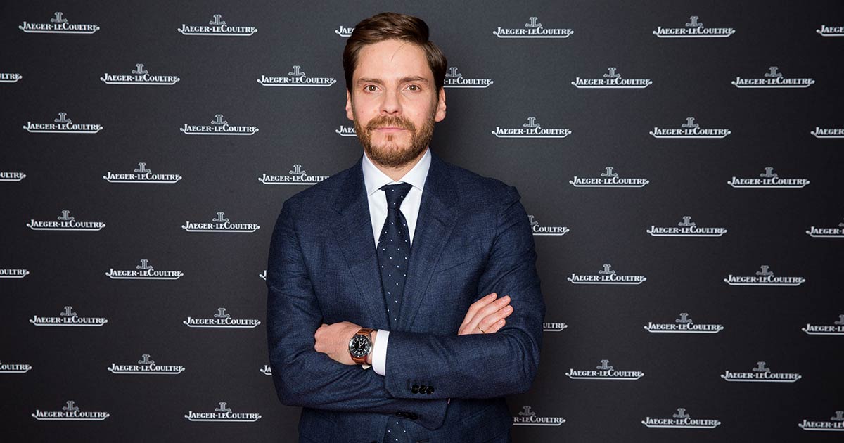 Daniel Brühl ist bekannt dafür gerne Uhren von Jaeger-Le Coultre zu tragen. ©Debora Zeyrek