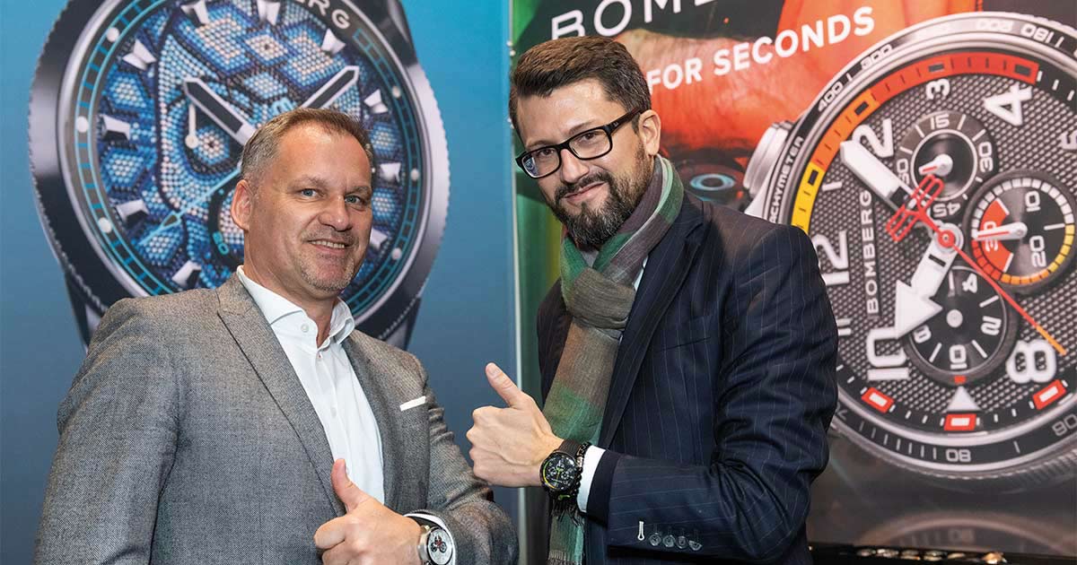 Bomberg-CEO David Sanchez (r.) und Philipp Kohlermann sagen: „Bomberg steht für Lifestyle, Kreativität, Design, Provokation und Innovation und das in bester ,Swiss Made‘-Qualität mit hervorragendem Preis-Leistungs-Verhältnis.“