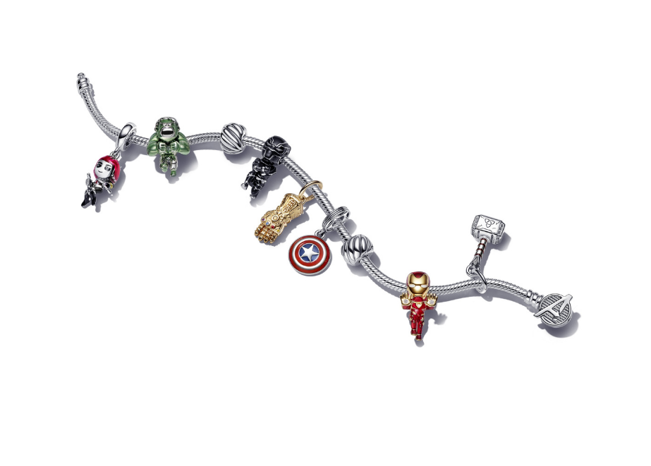 Superhelden wie Hulk, Black Panther und Iron Man sind Teil der neuen Marvel-Kollektion von Pandora.