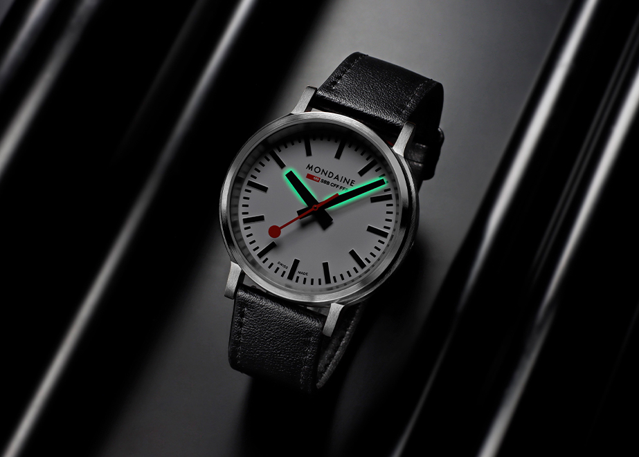 Mondaine_stop2go_Limited_Edition_888_Leuchtmasse