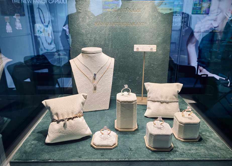 Diavon Schmuck Display White Label